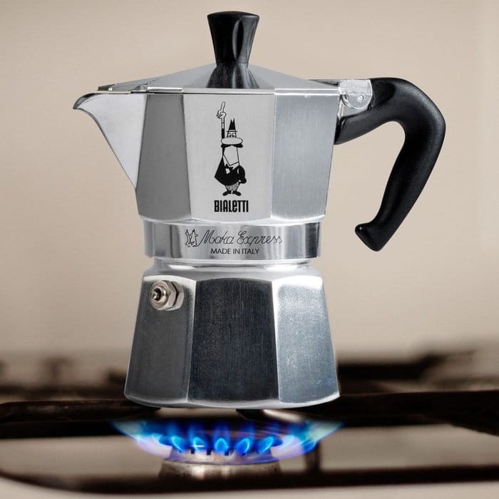 pol_pl_Kawiarka-Bialetti-Moka-Express-4-filizanki-1455_7.jpg
